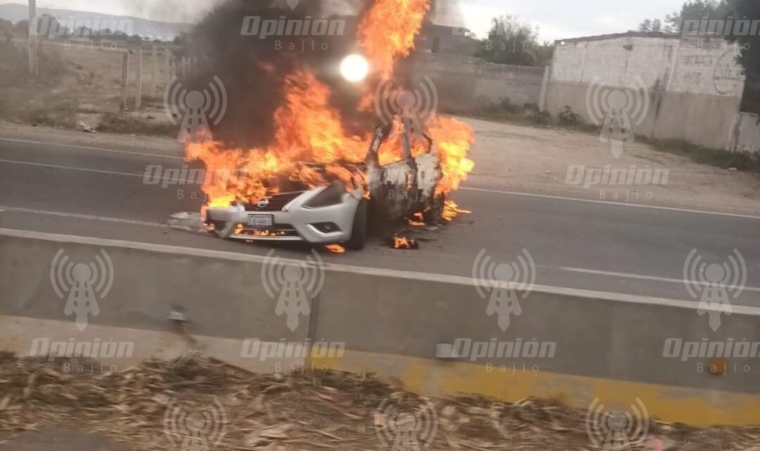 GTO en caos: grupos armados queman vehículos y atacan a balazos a bomberos
