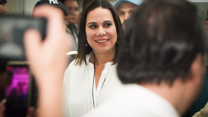 Lorena Alfaro recibe constancia de Mayoría; es alcaldesa electa por 2da ocasión
