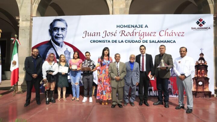 Reconocen trayectoria del Cronista de Salamanca Juan José Rodríguez Chávez