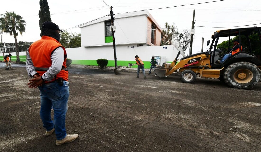 Avanzan obras de mantenimiento mayor en vialidades de Irapuato