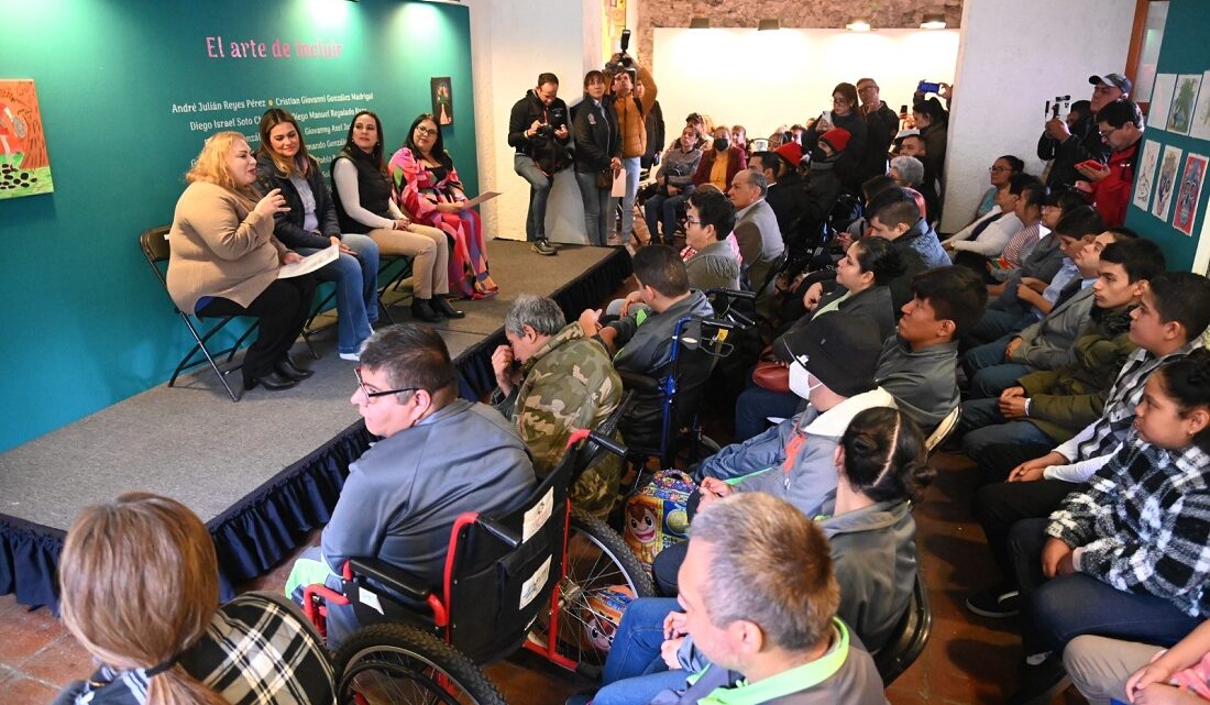 Casa de la Cultura es sede de exposición de arte de la inclusión