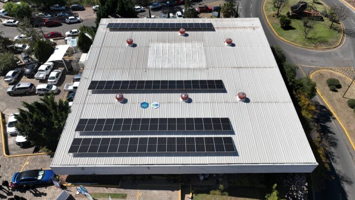 Acelera Guanajuato uso de energía fotovoltaica en edificios públicos